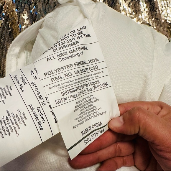 Easter decorative pillow plush bunny riding bicycle - Picture 5 of 13